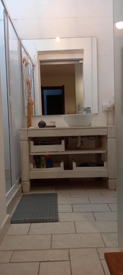 La Casa Di Stefania Apartment Porto Pino Luaran gambar