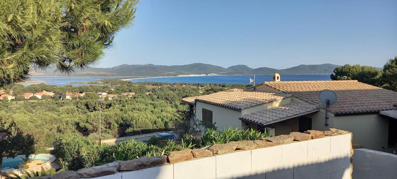 La Casa Di Stefania Apartment Porto Pino Luaran gambar