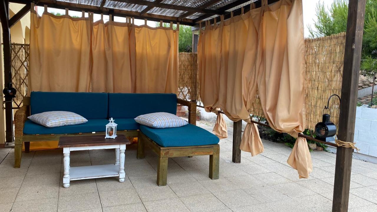 La Casa Di Stefania Apartment Porto Pino Luaran gambar